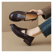 Load image into Gallery viewer, Genuine Leather Round-Toe Brogue British Style Carved 2025 New Women's Leather Shoes for Commuting, Flat Loafers, Export Shoes