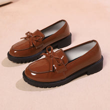 Load image into Gallery viewer, Cross-Border Large Size Loafers for Women 2025 Spring, Summer and Autumn New Patent Leather Bow Mary Jane Shoes Casual Shoes