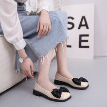 Load image into Gallery viewer, Thick-Soled Loafers for Women, 2026 Spring and Summer New Retro Square-Toe Bowknot Patent Leather Single Shoes, Trendy