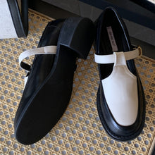 Load image into Gallery viewer, Retro Round-Toe Loafers 2025~New British Preppy Style Small Leather Shoes for Women Mary Jane T-Shaped Buckle Thick Heel Shoes