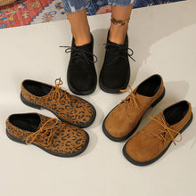 Load image into Gallery viewer, Ladies shoes 2024 spring and autumn new European and American foreign trade plus size round head lace-up fashion shoes wholesale