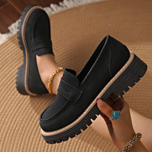 Load image into Gallery viewer, Cross-Border 2025 New Spring and Autumn Loafers Large Size Casual Frosted British Style Women's Shoes Thick Heel Thick Sole Foreign Trade Retro