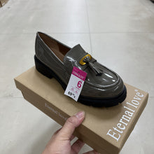 Load image into Gallery viewer, New Arrival Spot European and American Foreign Trade Women's Shoes Square Heel Tassel Buckle Loafers