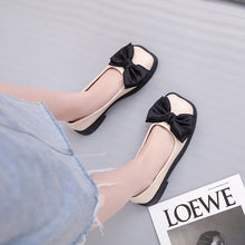 Load image into Gallery viewer, Thick-Soled Loafers for Women, 2026 Spring and Summer New Retro Square-Toe Bowknot Patent Leather Single Shoes, Trendy