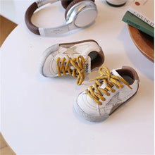 Load image into Gallery viewer, Kids' Leather Star Sneakers – Boys & Girls (EU 23–33)