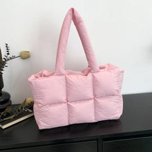 Load image into Gallery viewer, Women's Quilted Plaid Waterproof Shoulder Bag