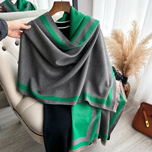Load image into Gallery viewer, Women's Oversized Printed Winter Scarf & Shawl