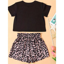 Load image into Gallery viewer, Girls' Ribbed T-Shirt & Leopard Print Shorts Set