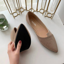Load image into Gallery viewer, Women's Pointed Toe Slip-On Ballet Flats