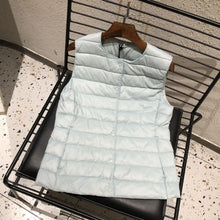 Load image into Gallery viewer, 2025 New Women Sleeveless Puffer Jacket Spring Winter Female 90% White Duck Down Ultra Lightweight Packable Warm Down Liner Vest