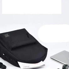 Load image into Gallery viewer, Men's Minimalist Backpack