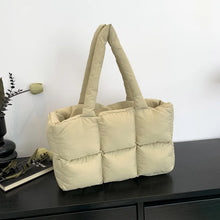 Load image into Gallery viewer, Women's Quilted Plaid Waterproof Shoulder Bag
