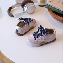 Load image into Gallery viewer, Kids' Leather Star Sneakers – Boys & Girls (EU 23–33)