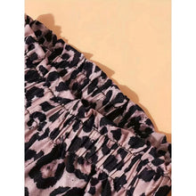 Load image into Gallery viewer, Girls' Ribbed T-Shirt & Leopard Print Shorts Set