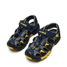 Load image into Gallery viewer, Boys Girls Sports Sandals Summer Kids Closed Toe Outdoor Sandals Athletic Water Shoes Sandals Child Pool Beach Sandals