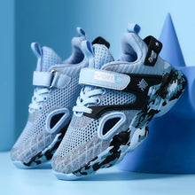 Load image into Gallery viewer, Boys' Summer Sports Shoes Fashion Hollow Casual Shoes Children's Running Shoes