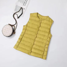 Load image into Gallery viewer, 2025 New Women Sleeveless Puffer Jacket Spring Winter Female 90% White Duck Down Ultra Lightweight Packable Warm Down Liner Vest