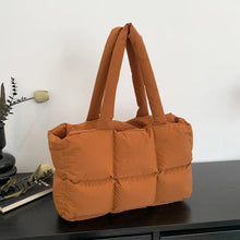 Load image into Gallery viewer, Women's Quilted Plaid Waterproof Shoulder Bag