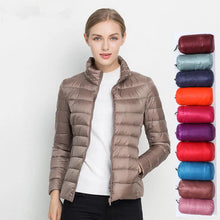 Load image into Gallery viewer, Women's Ultra Lightweight Packable Puffer Jacket