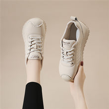 Load image into Gallery viewer, Women's Shoes Spring and Autum Lightweight Warm Casual Sports Shoes Women's Soft Sole Non-Slip Versatile Travel Cotton Shoes 2025
