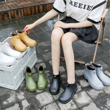 Load image into Gallery viewer, Cross-border Japanese Rain Shoes Women's Adult Non-slip Short Rain Boots Kitchen Work Waterproof Platform fleece-lined Water Shoes Women
