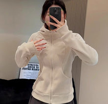 Load image into Gallery viewer, Women's Fleece Sweatshirt Coat
