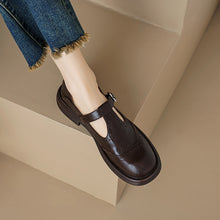 Load image into Gallery viewer, Genuine Leather Round-Toe Brogue British Style Carved 2025 New Women's Leather Shoes for Commuting, Flat Loafers, Export Shoes
