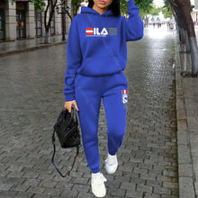 Load image into Gallery viewer, Women's Printed Fleece Hoodie &amp; Pants Two-Piece Set
