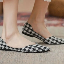 Load image into Gallery viewer, Low Heel Elegant Shoes For Women Casual Woman Flats Korean Style Social Hot Trendy Summer 2025 Quick Delivery Genuine Mark
