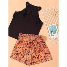 Load image into Gallery viewer, Girls' Ribbed T-Shirt &amp; Leopard Print Shorts Set
