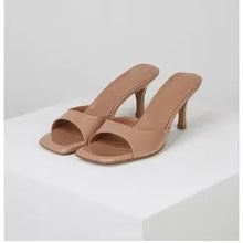 Load image into Gallery viewer, Women's Square Toe Thin Heel Mule Slippers
