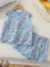 Load image into Gallery viewer, Summer Girls' Suits fashion Floral And Polka Dot Print Vest With Pocket+Shorts 2 Piece Set Cute Kids' Clothing Sets
