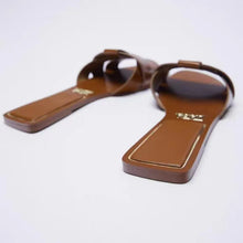 Load image into Gallery viewer, Flat Slippers Casual Shoes Woman 2026 Trend Luxury Summer Elegant Dresses Sandals Beach Designer House Round Toe Brand Bathroom
