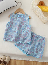 Load image into Gallery viewer, Summer Girls' Suits fashion Floral And Polka Dot Print Vest With Pocket+Shorts 2 Piece Set Cute Kids' Clothing Sets
