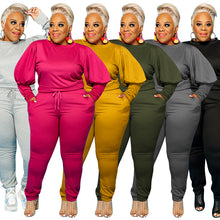 Load image into Gallery viewer, Women's Leisure Two Piece Suit
