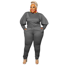 Load image into Gallery viewer, Women's Leisure Two Piece Suit
